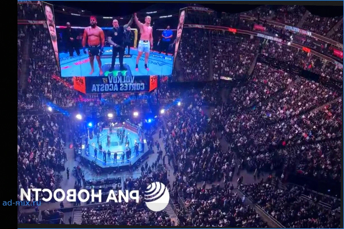 Российский боец UFC Волков вышел на бой в США под «Катюшу»